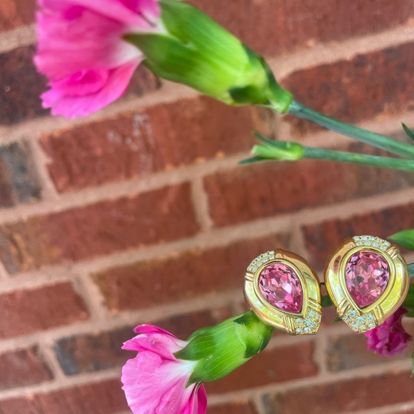 Vintage Swarovski fuchsia earrings. 80’s - Picture 2 of 3